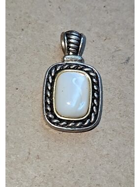 Gemvara Sterling Silver 14K Gold Mother Of Pearl Shell Pendant GV MOP 925 8.6g